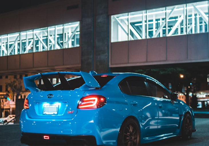 ما هو ضوء لوحة ترخيص ؟